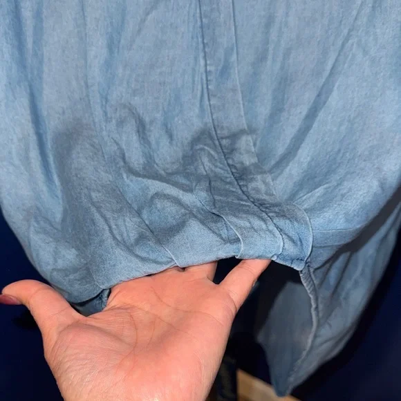 Rachel Roy-NWOT Light Blue Denim Wrap Blouse Size Medium - Picture 10 of 17